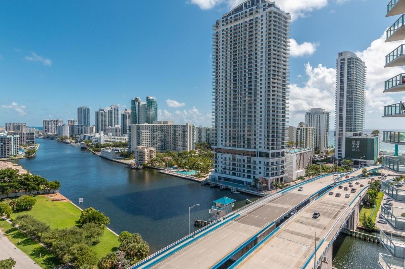 Modern One Bedroom Rental At Beach Walk Resort Miami 18Th Floor Hallandale Beach Exterior photo